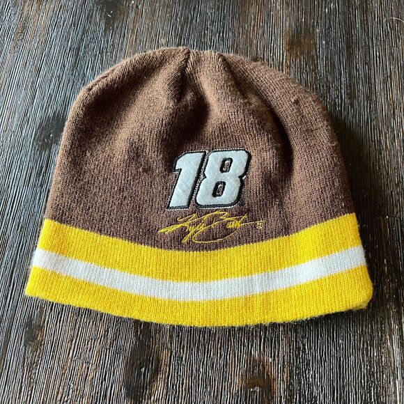 NASCAR Chase Authentics Kyle Busch Beanie Winter Hat Skull Cap Embroidered - Picture 1 of 6